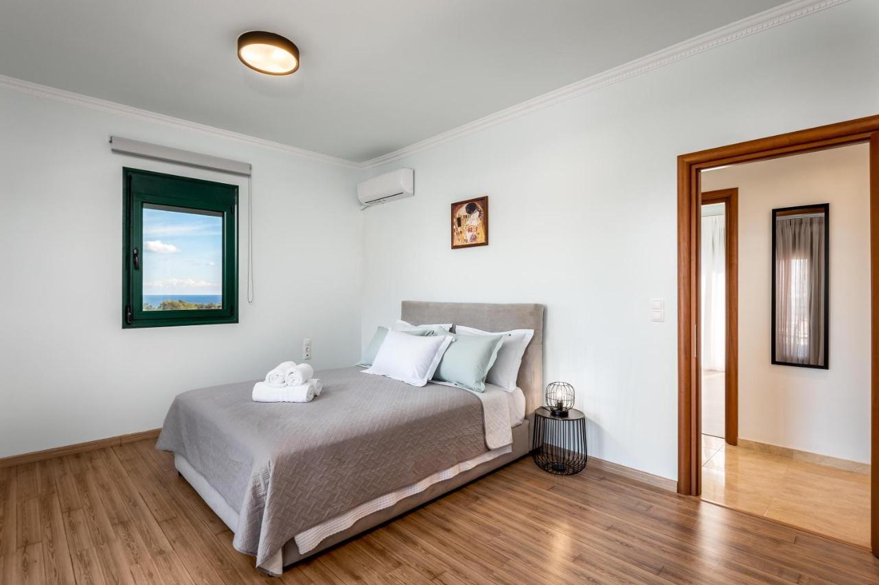 Siena Pool Villa Koszkinú Kültér fotó