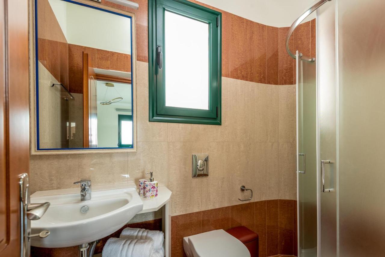 Siena Pool Villa Koszkinú Kültér fotó