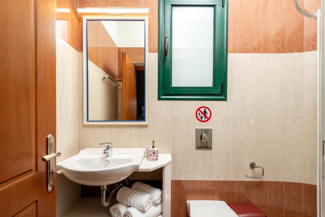 Siena Pool Villa Koszkinú Kültér fotó