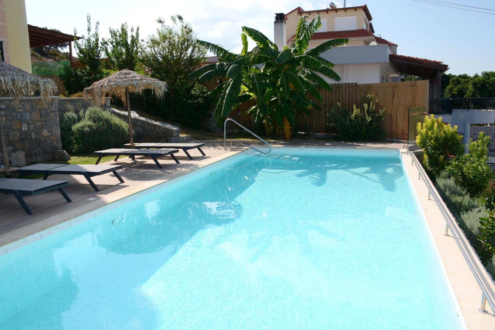 Siena Pool Villa Koszkinú Kültér fotó